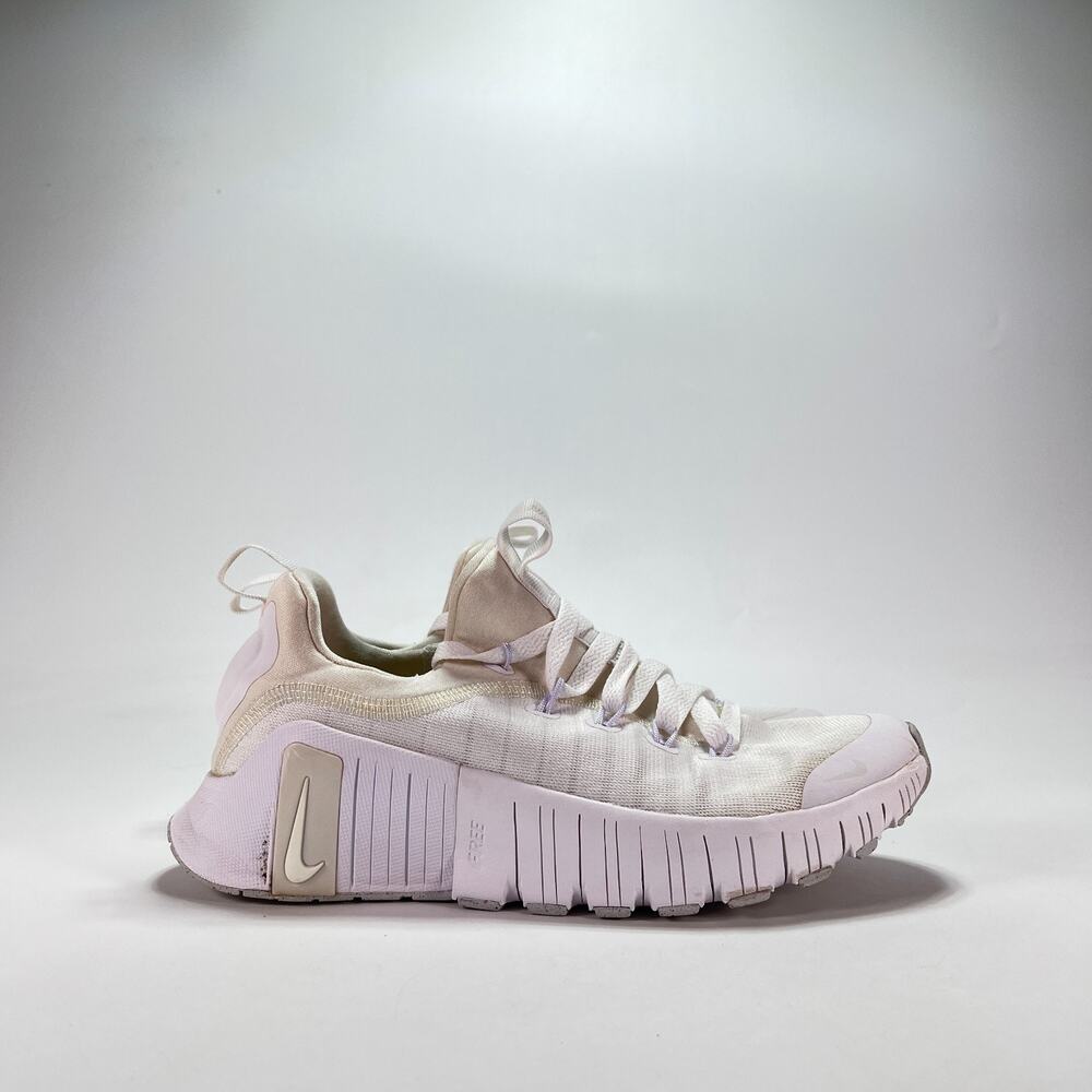 Nike Free Metcon 6 White Lace Up Cross Training Shoes FJ7126-101 Womens Size 7.5